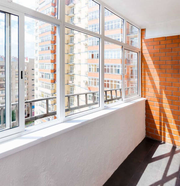 Как правильно застеклить балкон или лоджию пластиковыми окнами? Советы и рекомендации