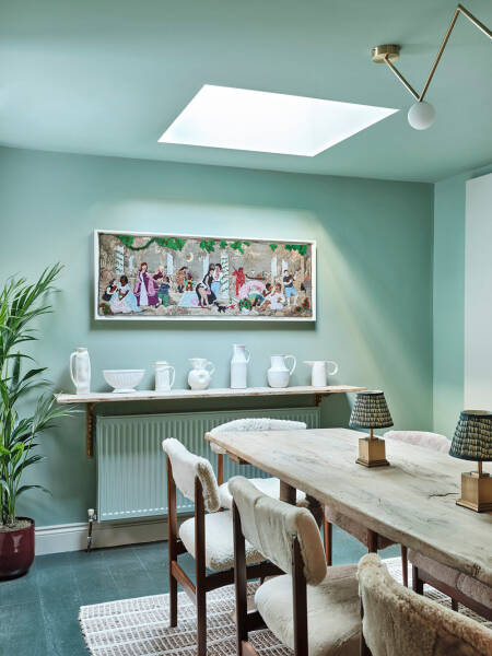 Оливковые стены и обилие декора: дом в Лондоне Оливковые стены и обилие декора: дом в Лондоне