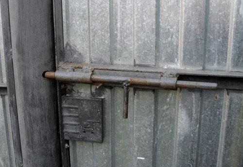 Как сделать защелку на калитку