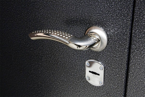 Преимущества покупки входных дверей в Оби Преимущества покупки входных дверей в Оби